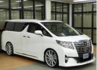 Toyota Alphard Hybrid SR 2016