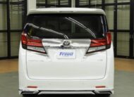 Toyota Alphard Hybrid SR 2016