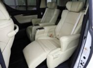 Toyota Alphard Hybrid SR 2016