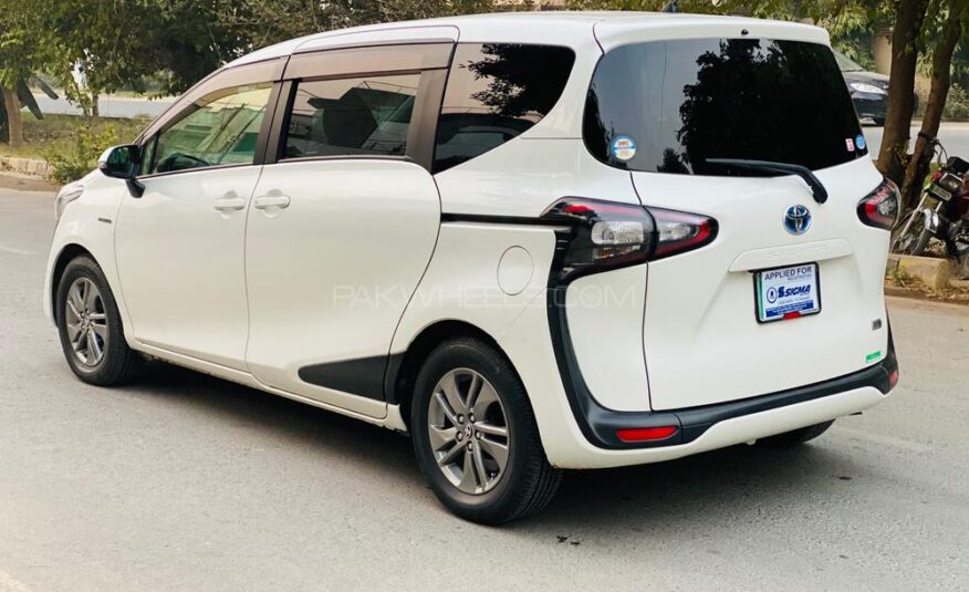 Toyota Sienta G 2017