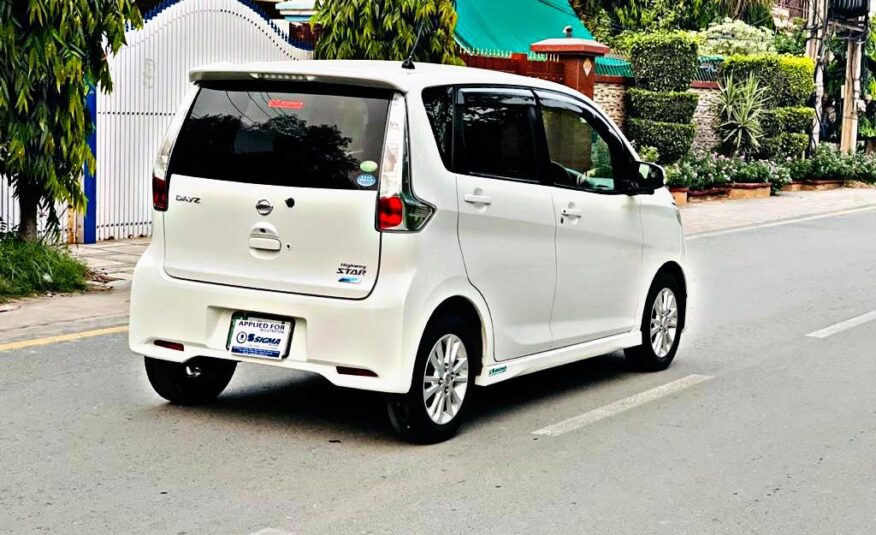 Nissan Dayz Highway Star 2014 Model for Sale in Lahore