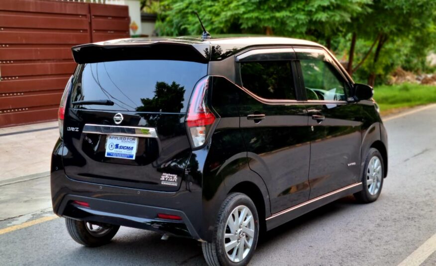 Nissan dayz highway star hybrid deals