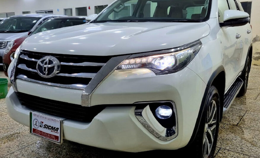 Toyota Fortuner Sigma 2018 | Sialkot Register For Sale