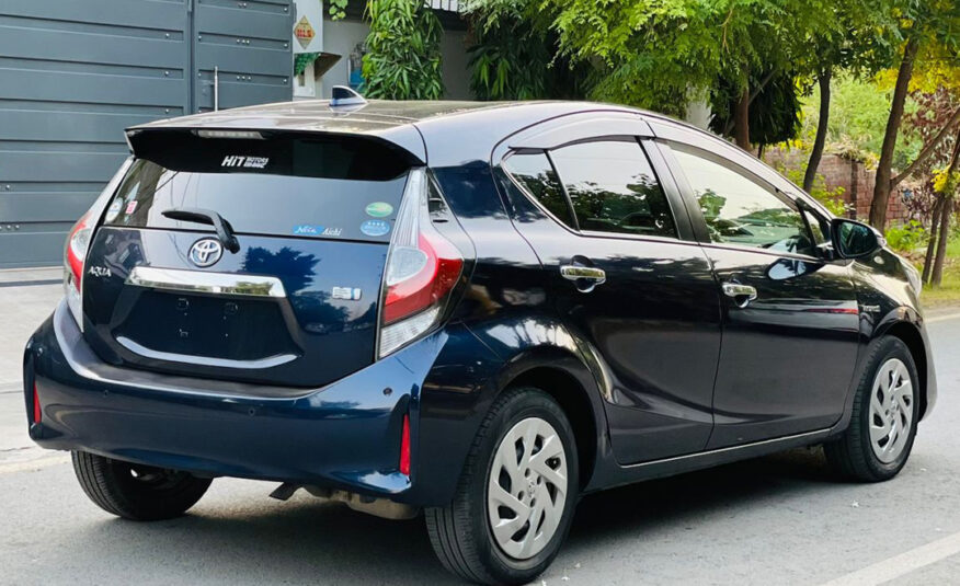 Toyota Aqua S Package | Model 2018 for Sale in Lahore